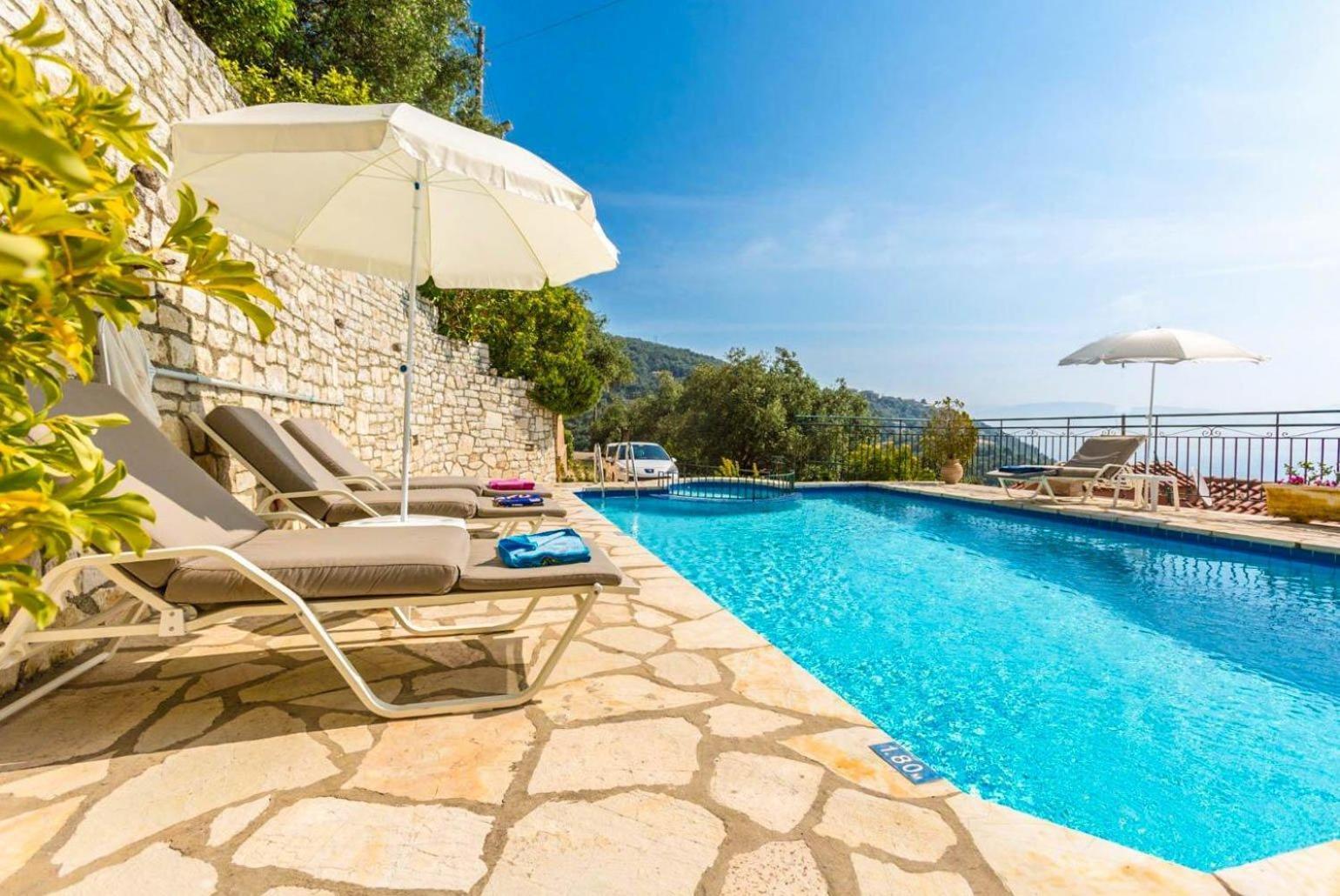 Villa Aris 기마리 외부 사진